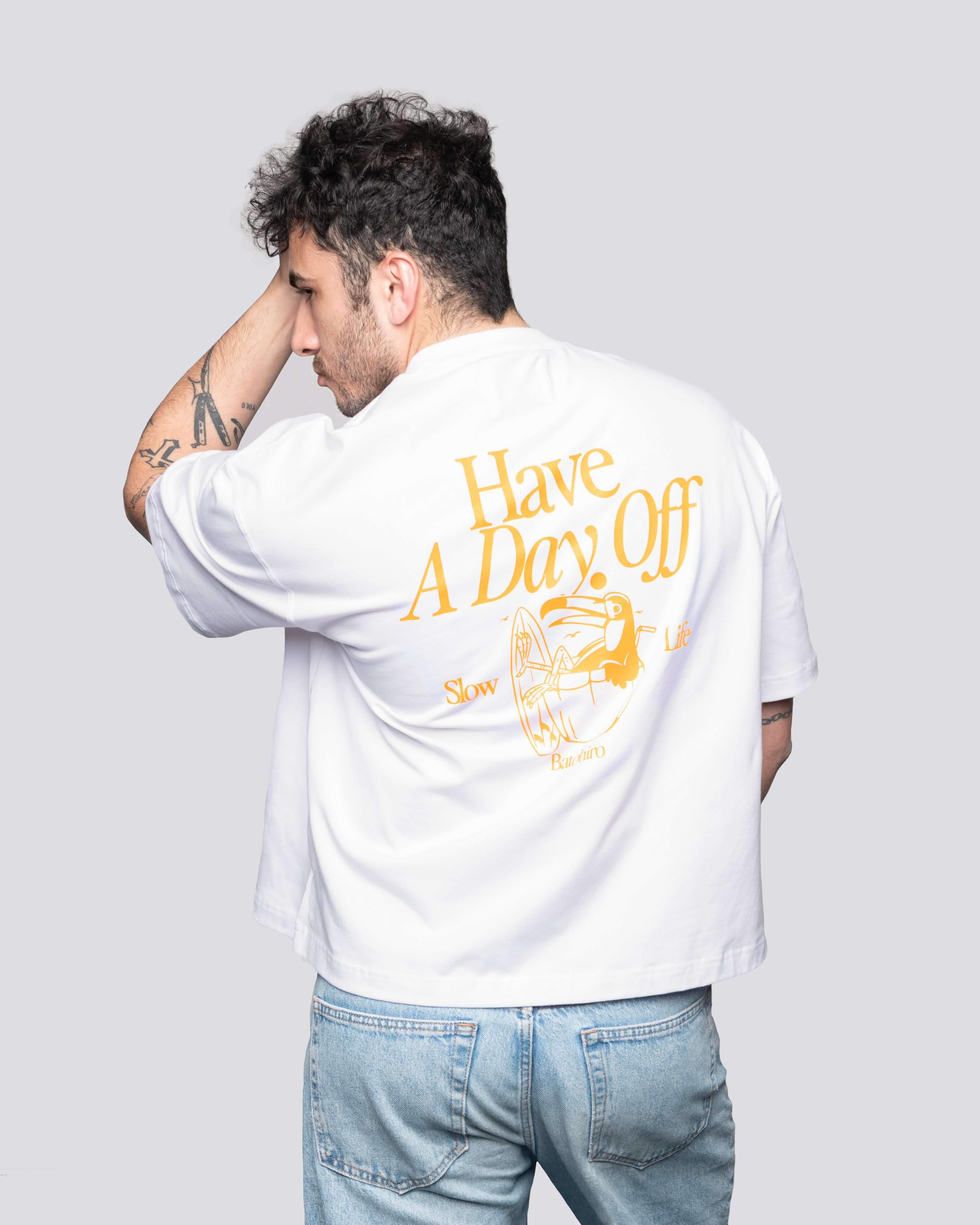 Day Off - Cropped Oversized Tee