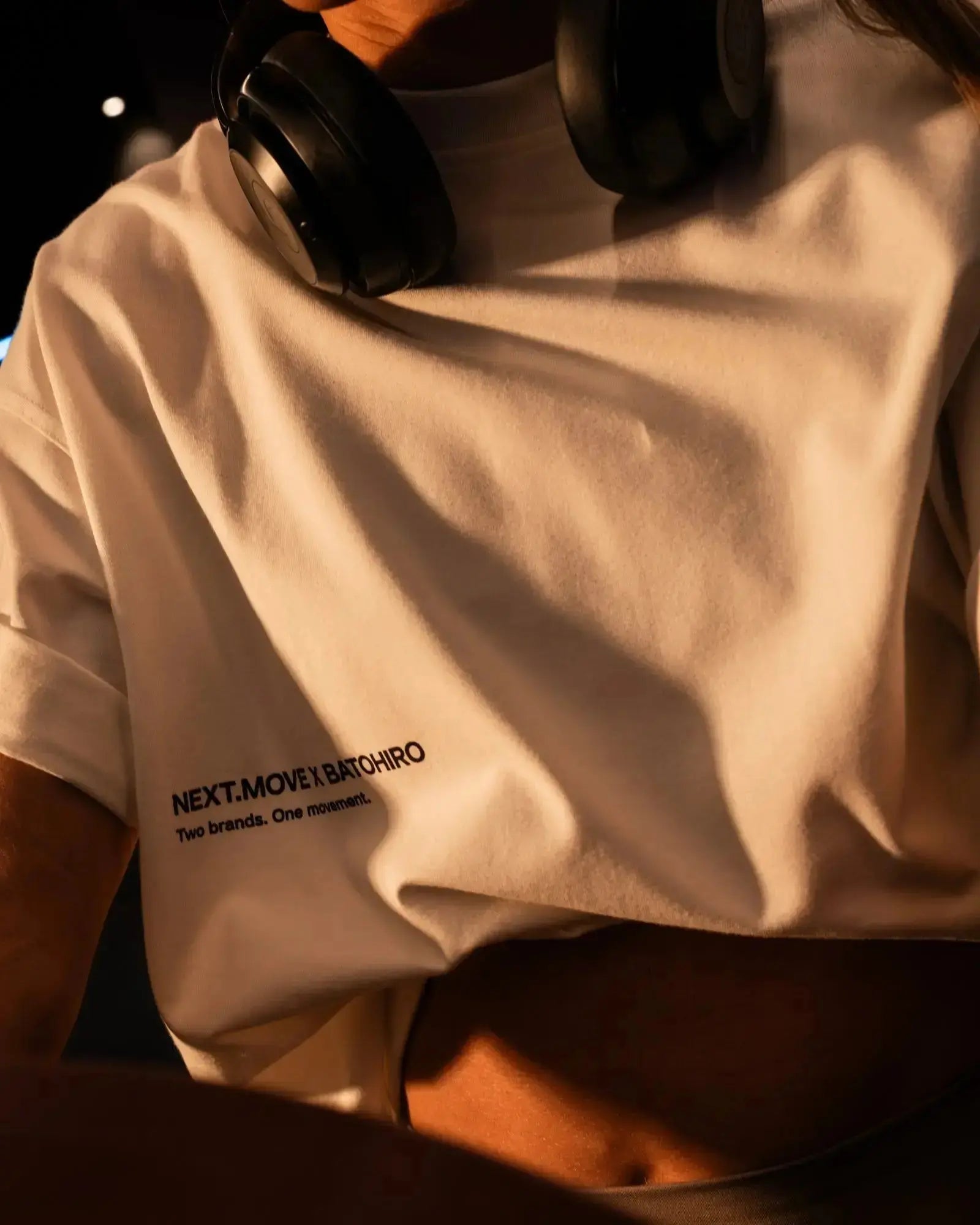 Oversized-T-Shirt – Next.Move x Batohiro Batohiro