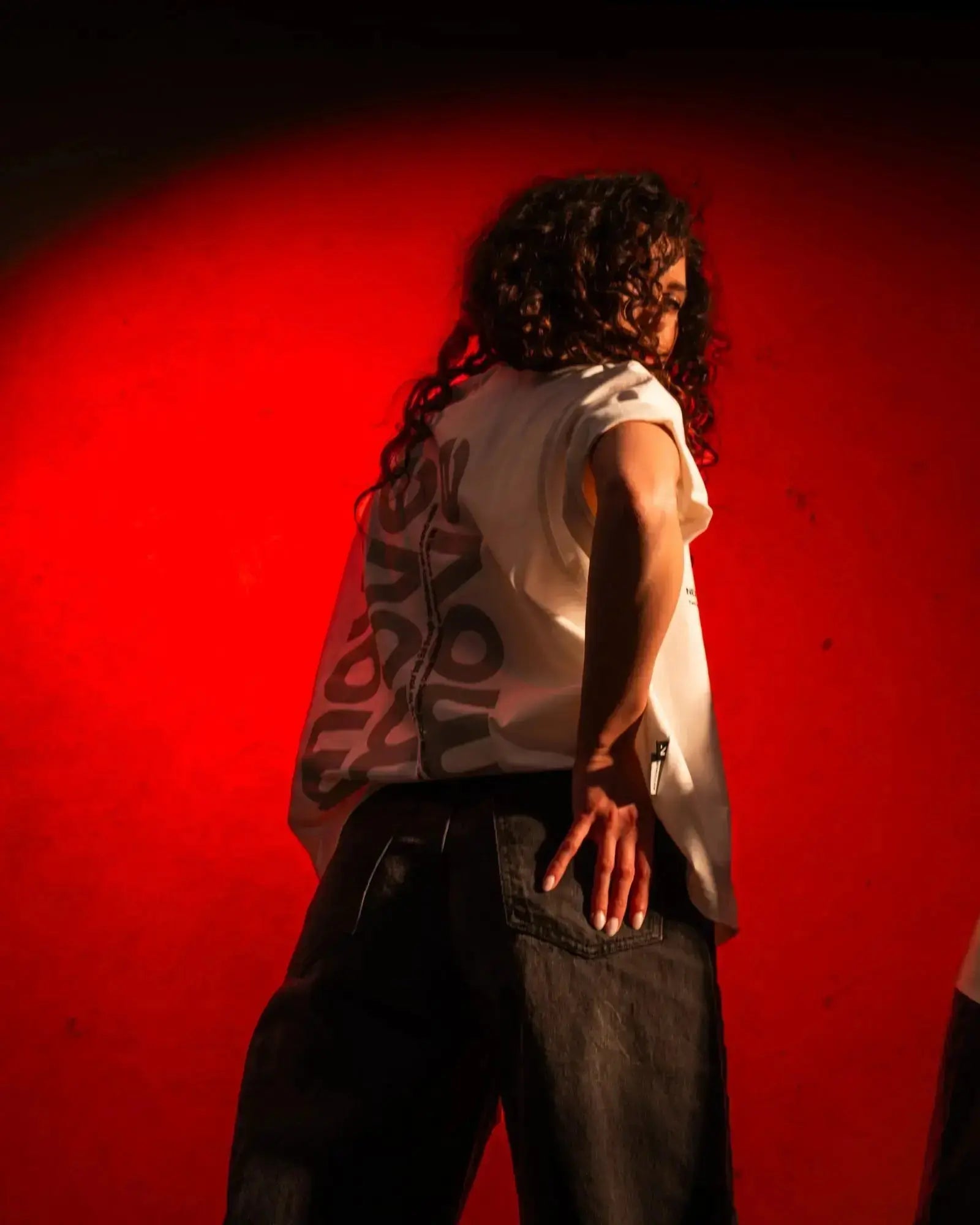 Oversized-T-Shirt – Next.Move x Batohiro Batohiro