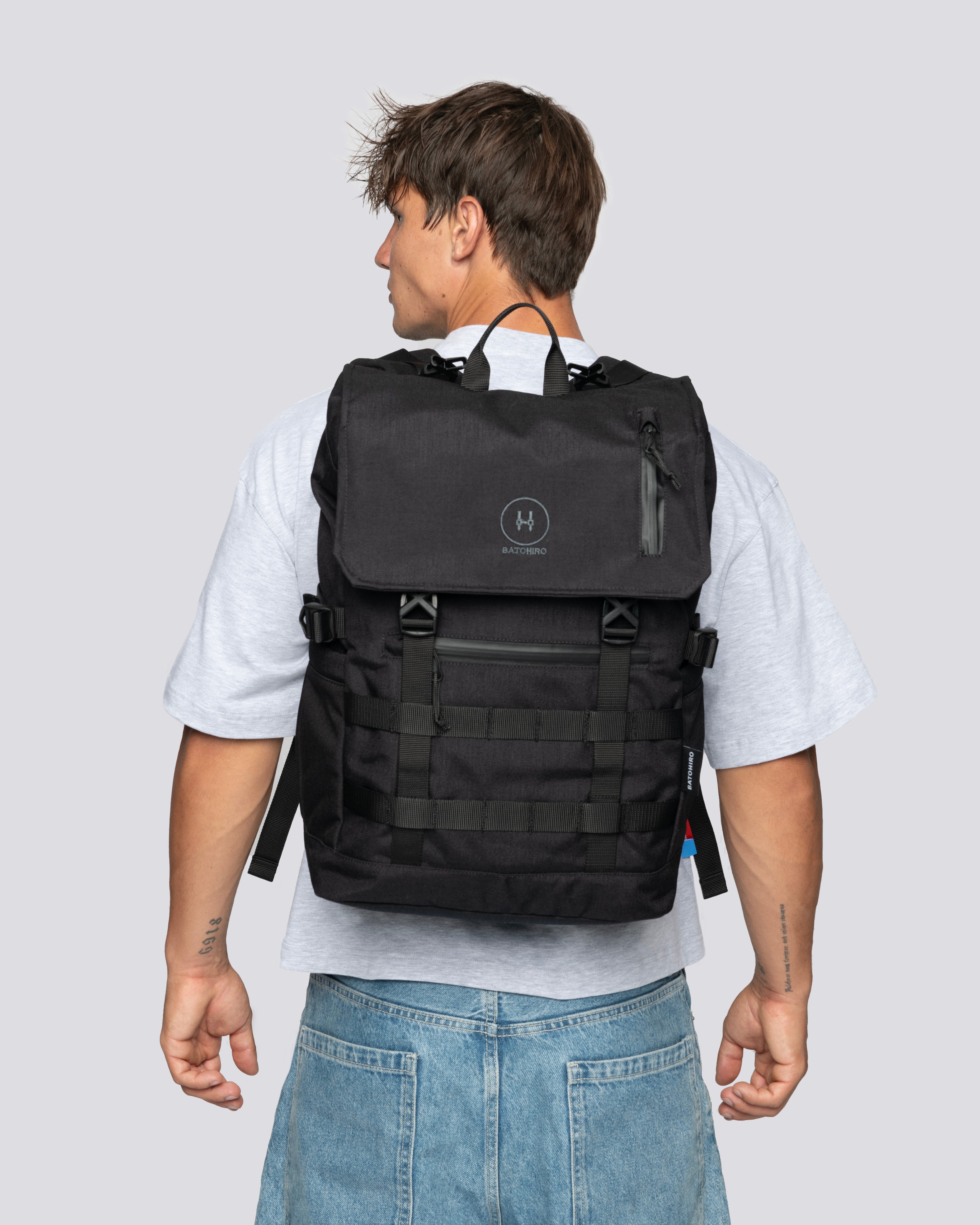 Minato Premium 40l - Dunkel Schwarz