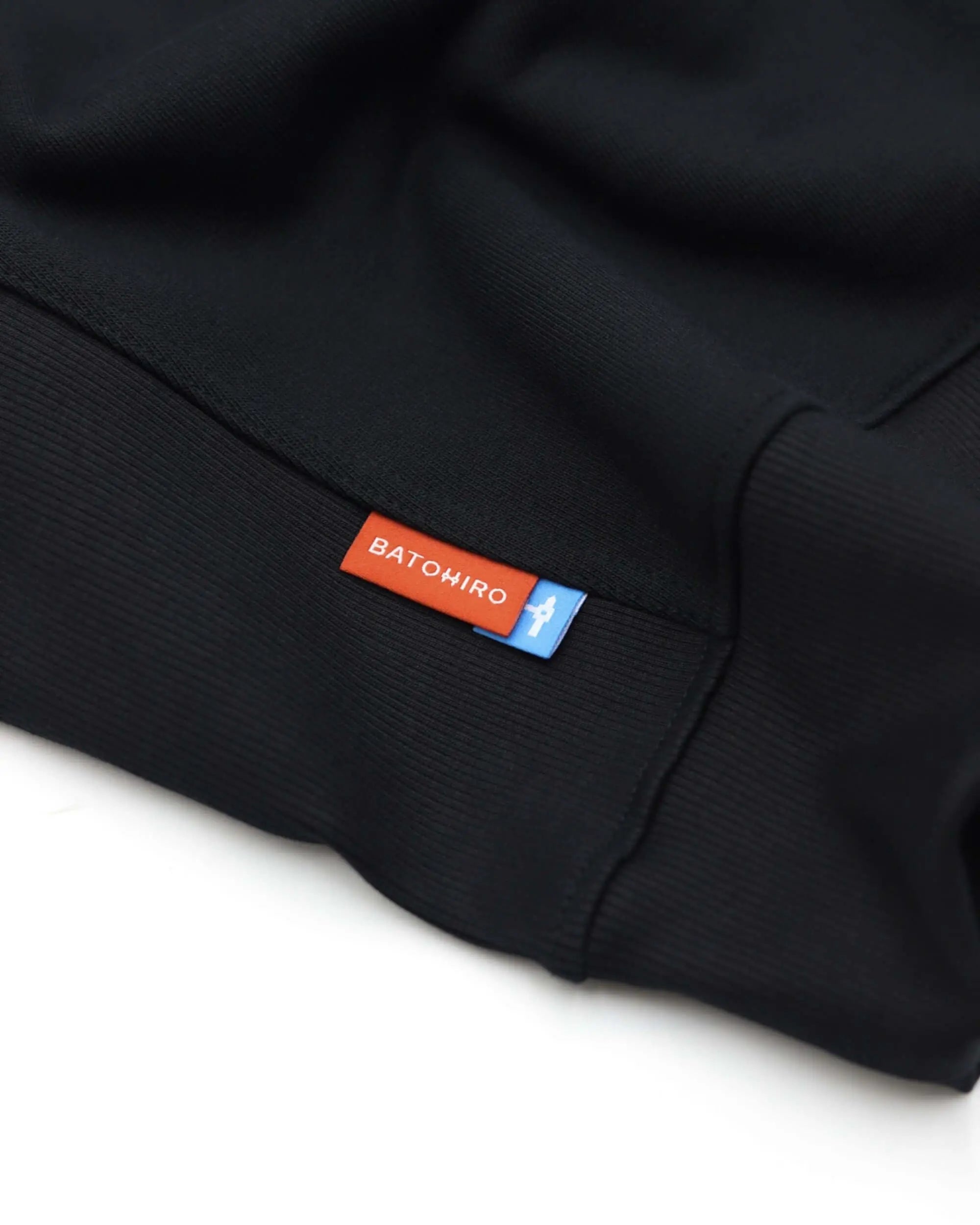 Cropped Mikina 343 - Crewneck Black Batohiro