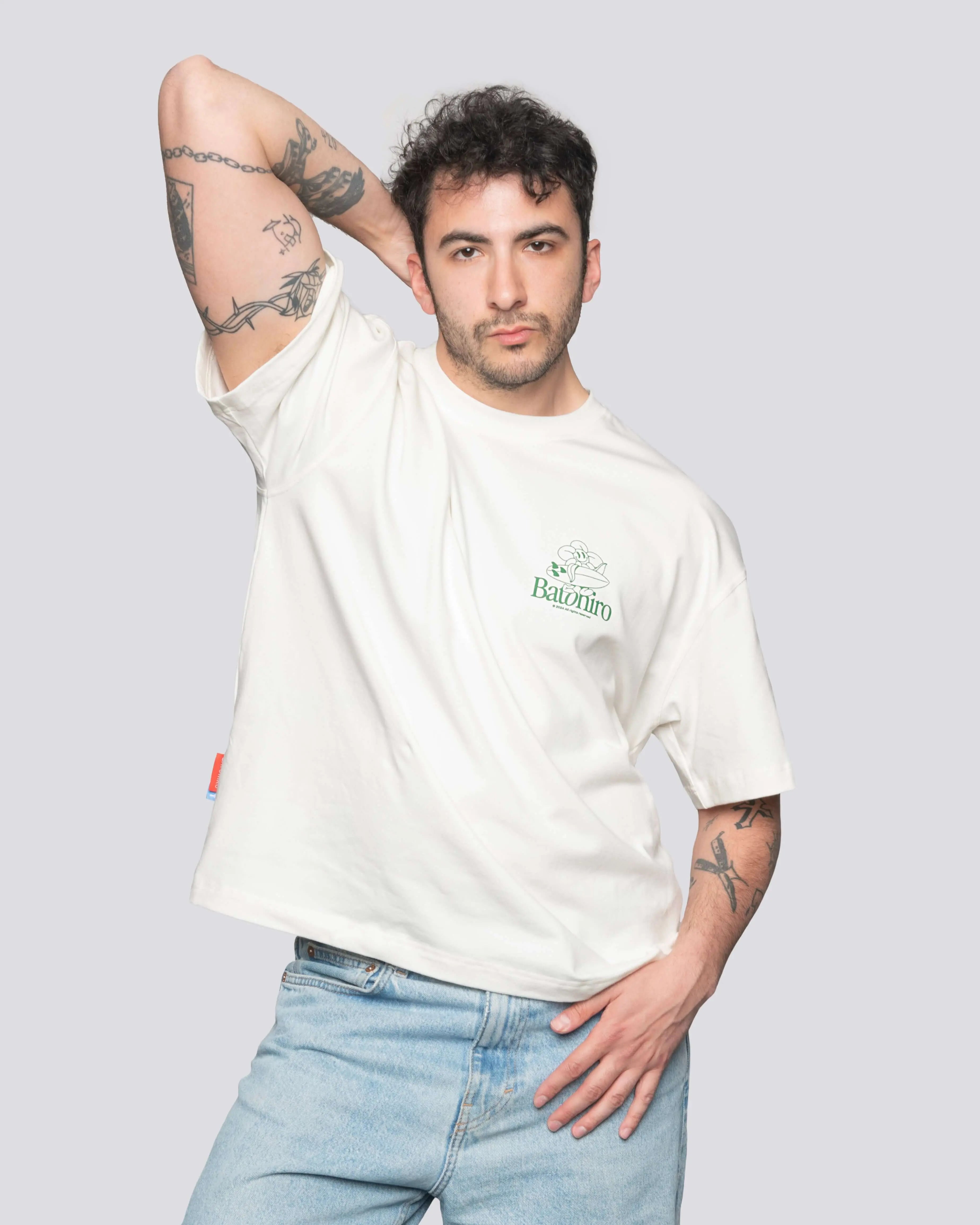 Chill Out - Oversized Tee Batohiro