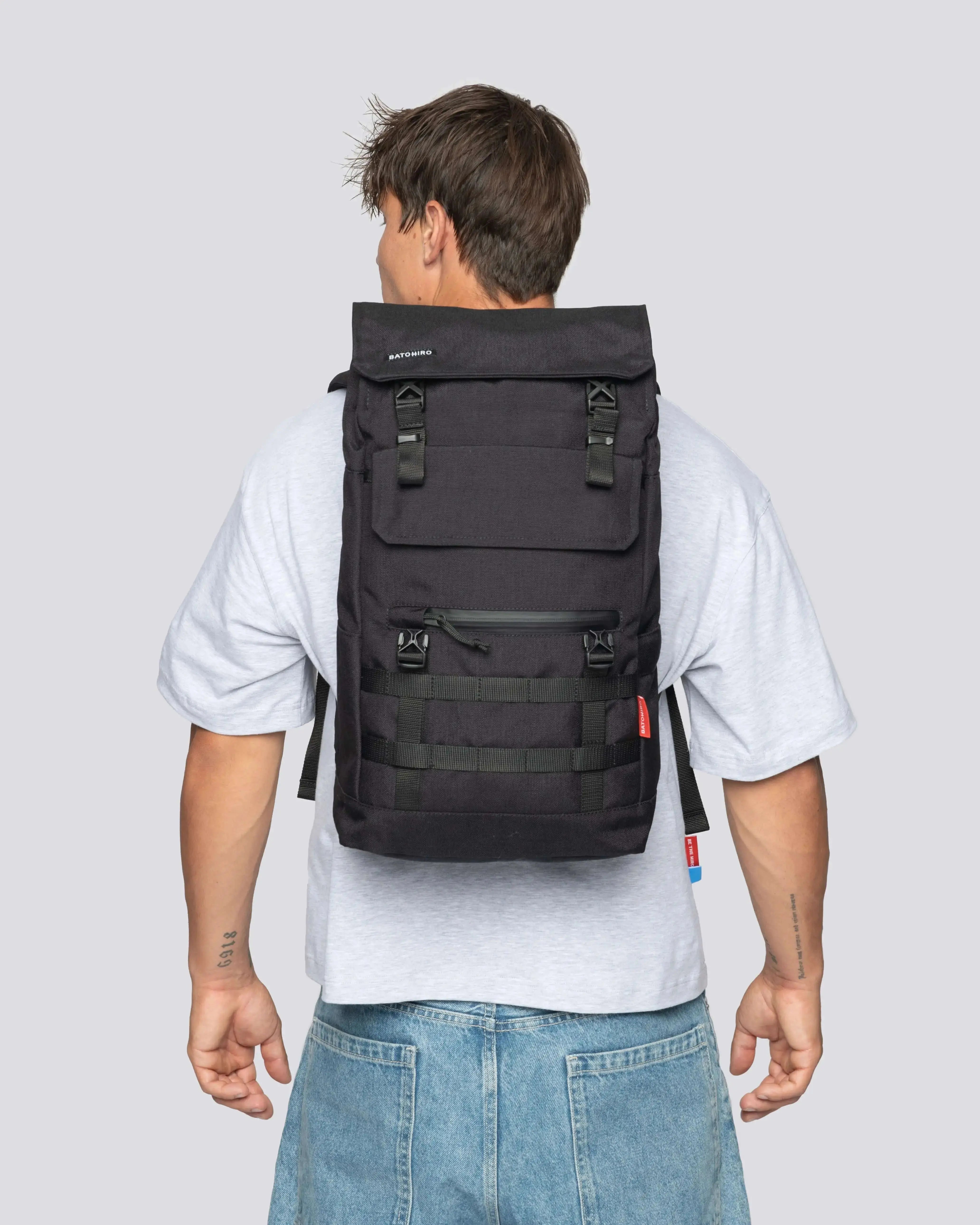 Minato Lite 2.0 – Dunkelschwarzer Rucksackhiro